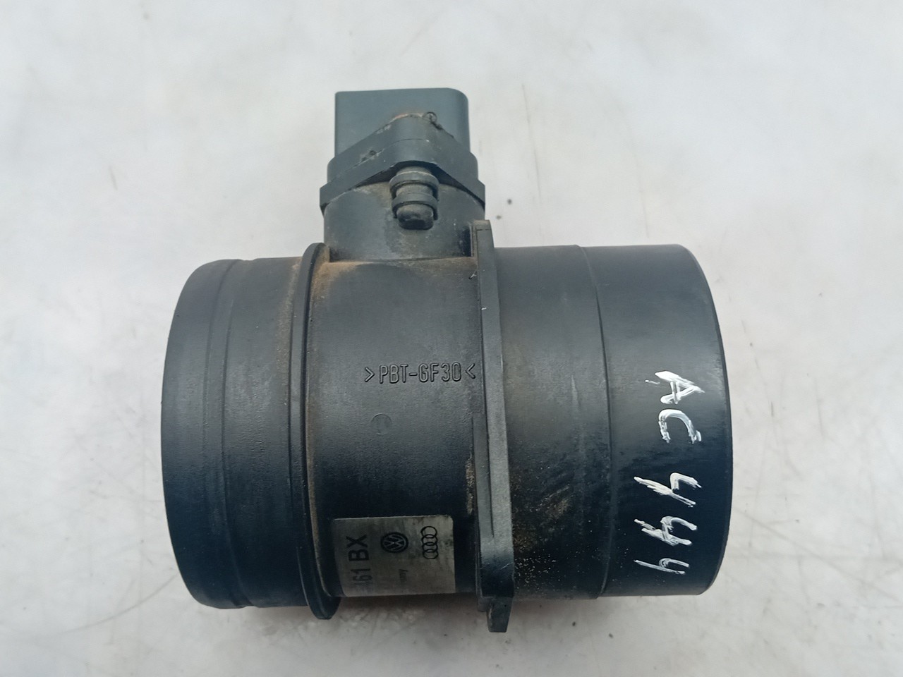 Mass Air Flow Sensor (MAF) AUDI A4 (8E2, B6) Imagem-1