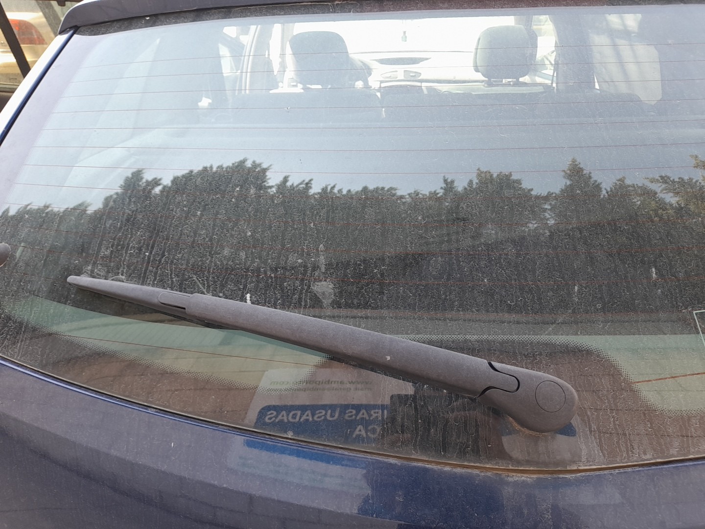 Windscreen wiper arm Right front