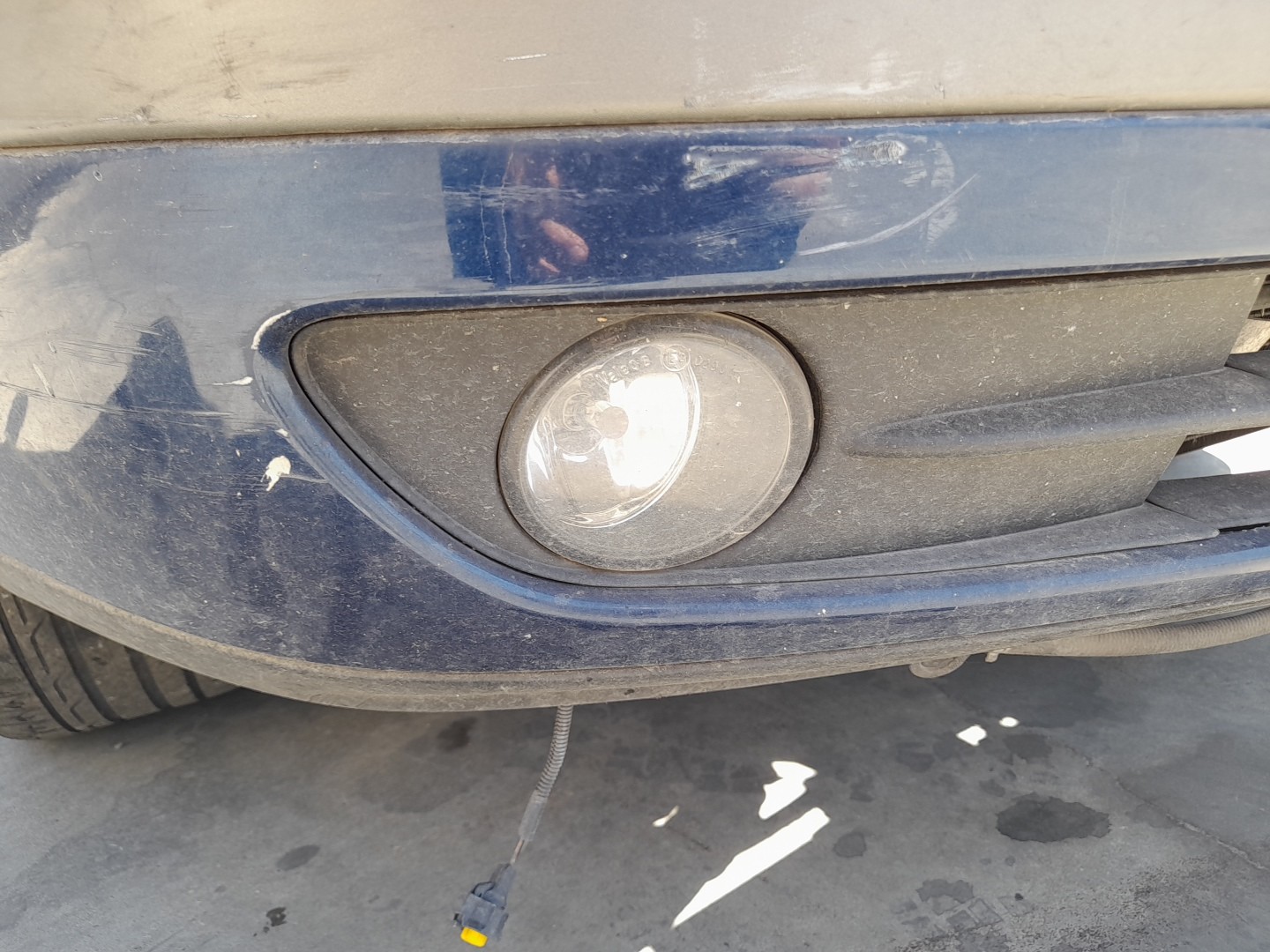Left front fog light