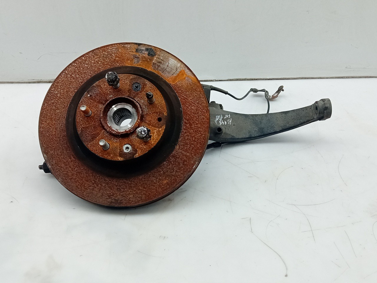 Right front steering knuckle