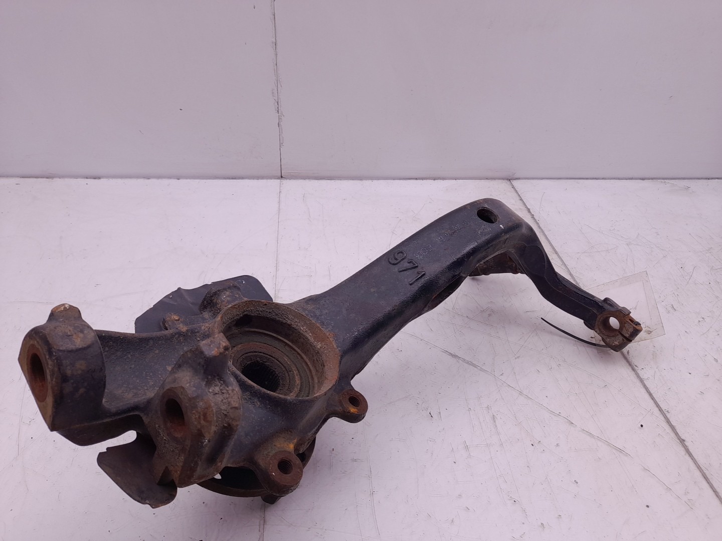 Fusée avant Droite AUDI A4 (8D2, B5) Imagem-1