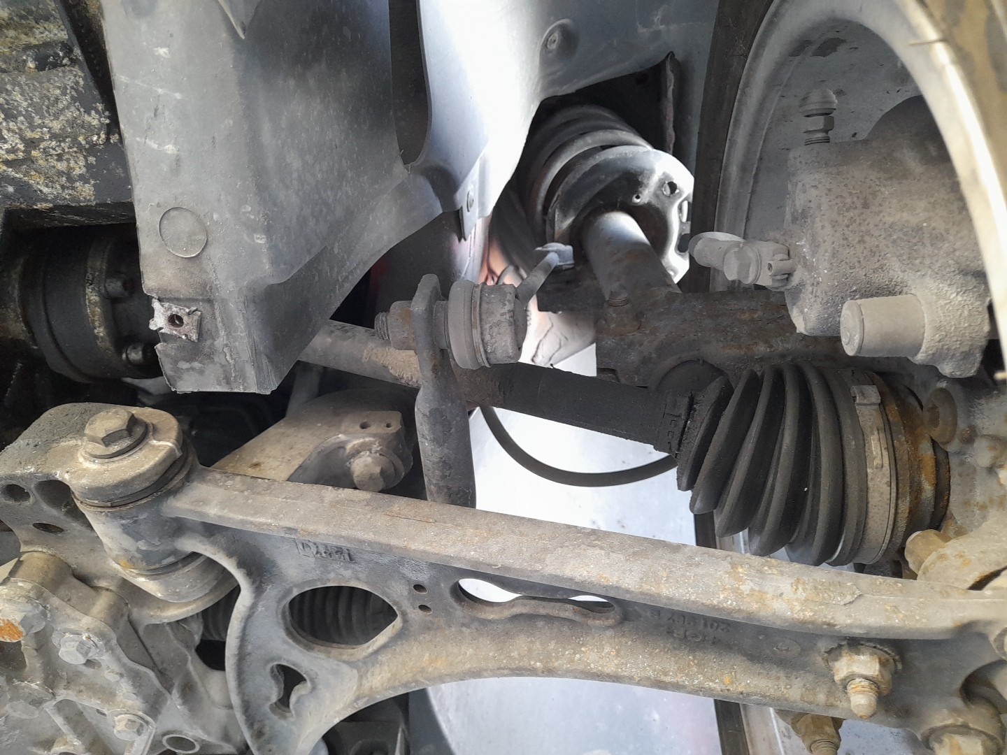 Transmission avant gauche