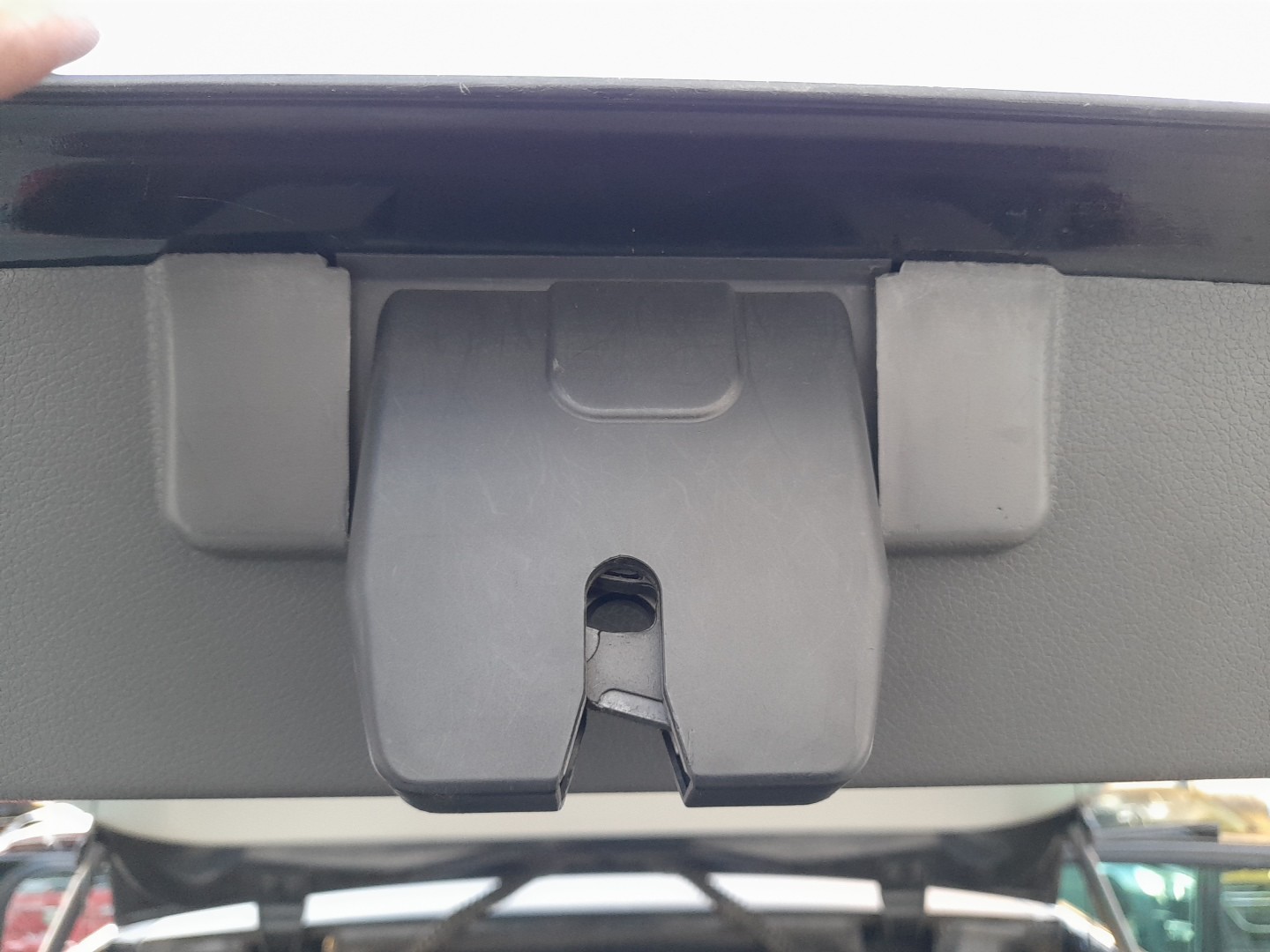 Serratura / chiusura baule FORD Focus C-Max (DM2) Imagem-0