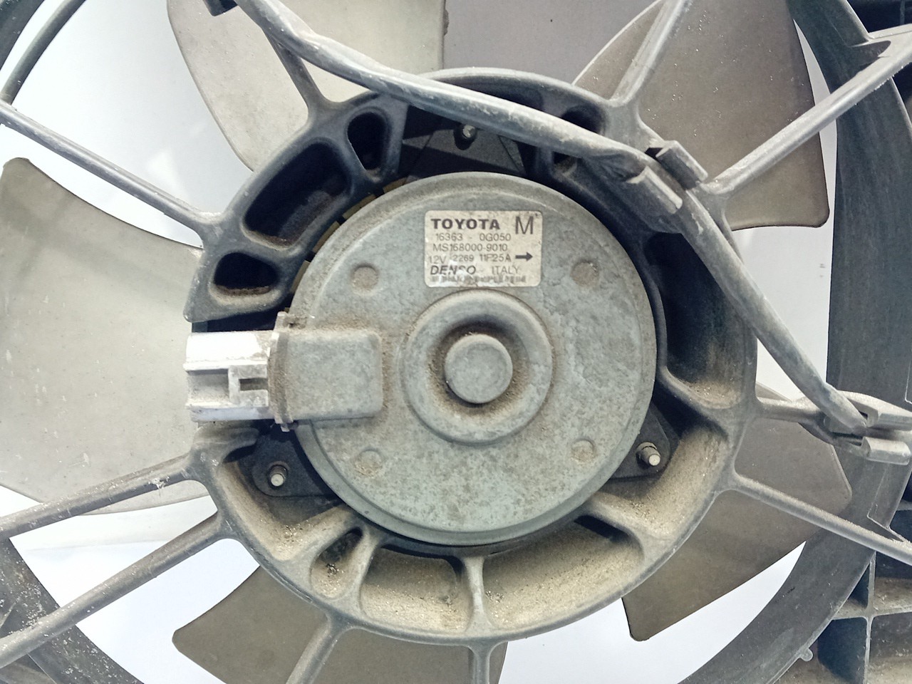 Cooling fan TOYOTA Avensis Liftback (_T25_) Imagem-2