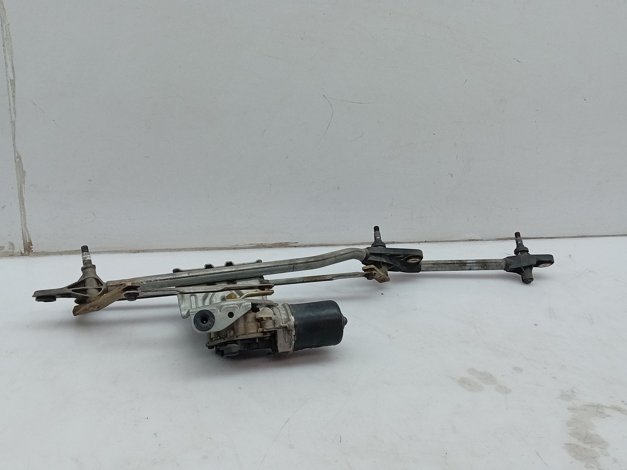 Front Wiper Motor RENAULT Scénic II (JM0/1_) Imagem-1
