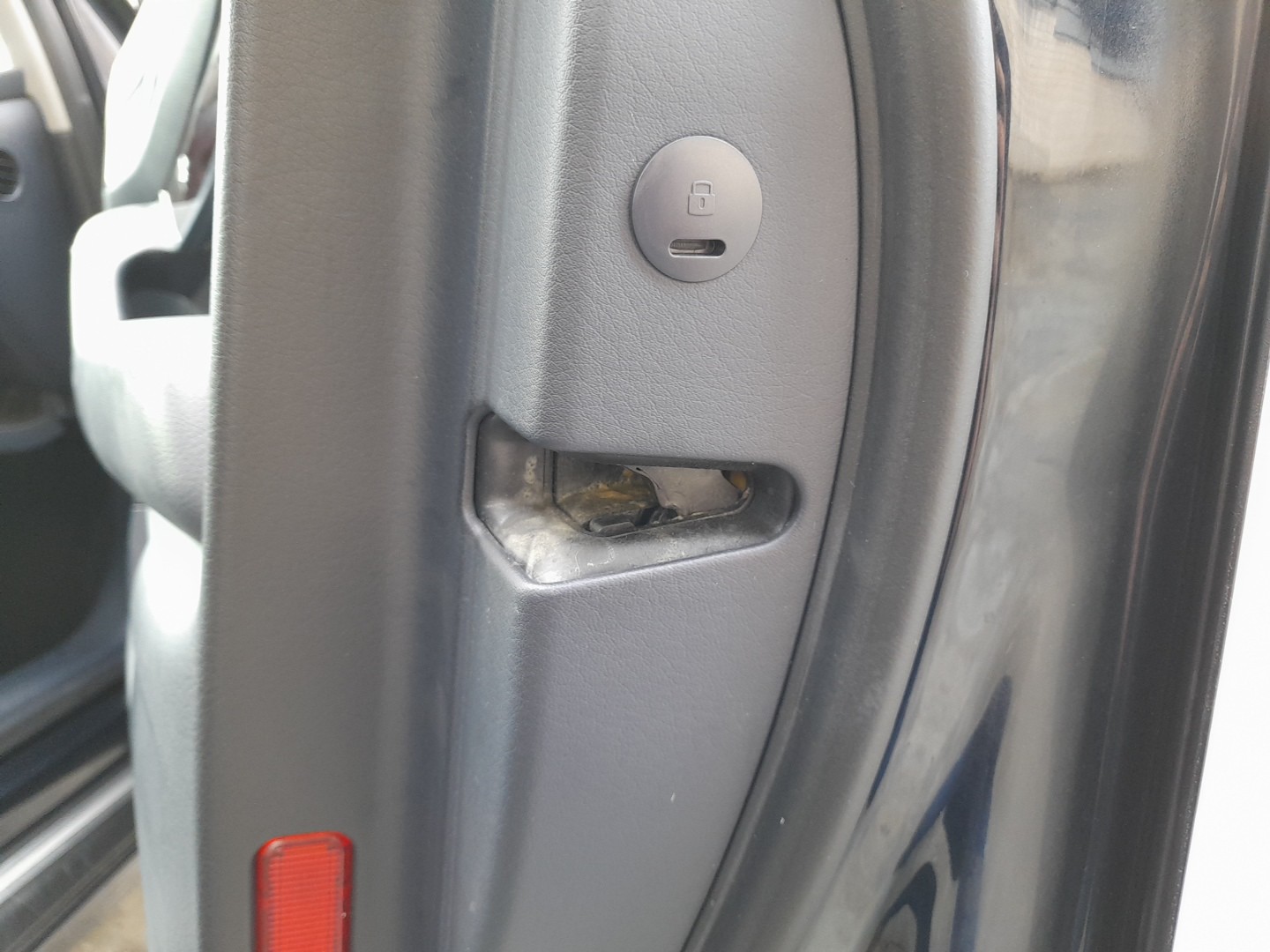 Front Right Door Lock