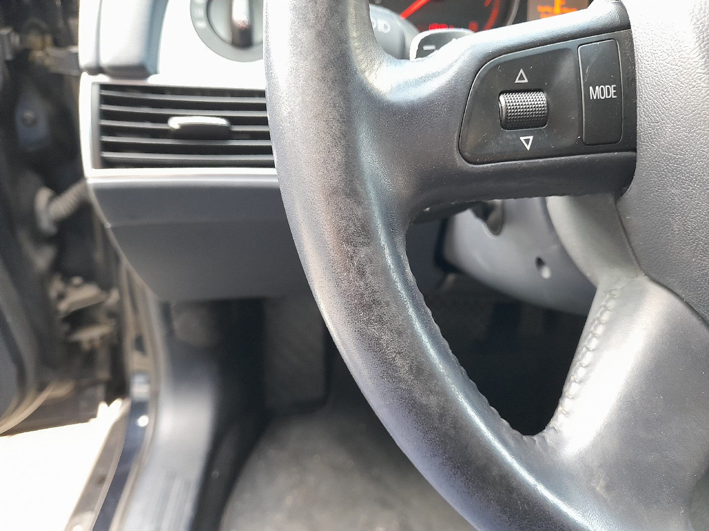 Volante de dirección AUDI A6 (4F2, C6) Imagem-3