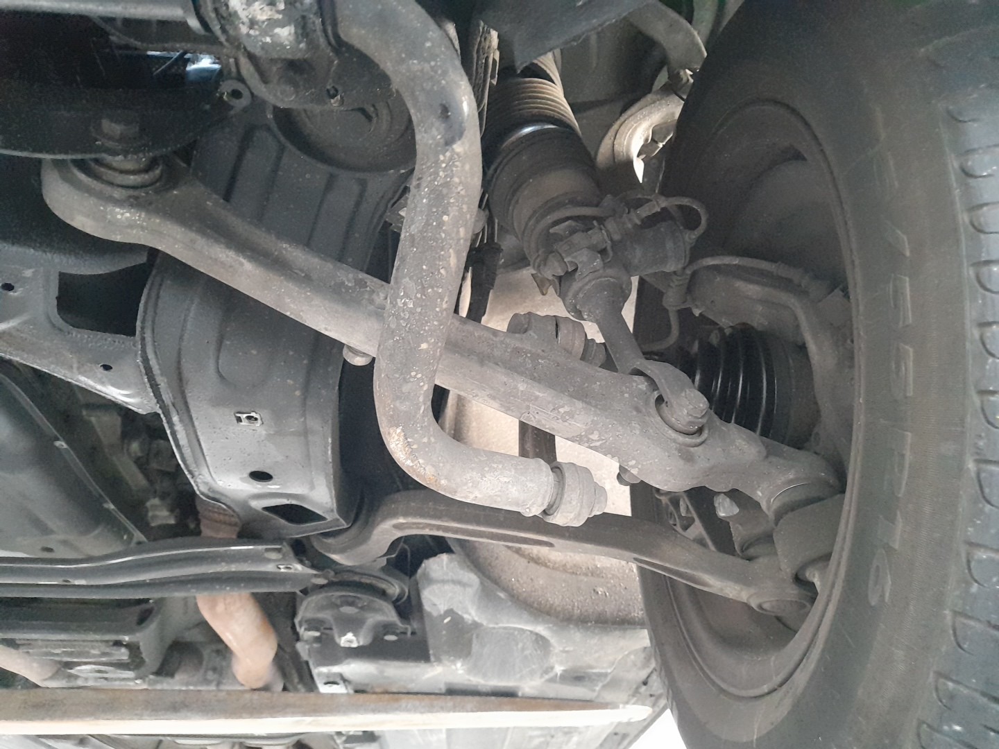 Left front suspension arm