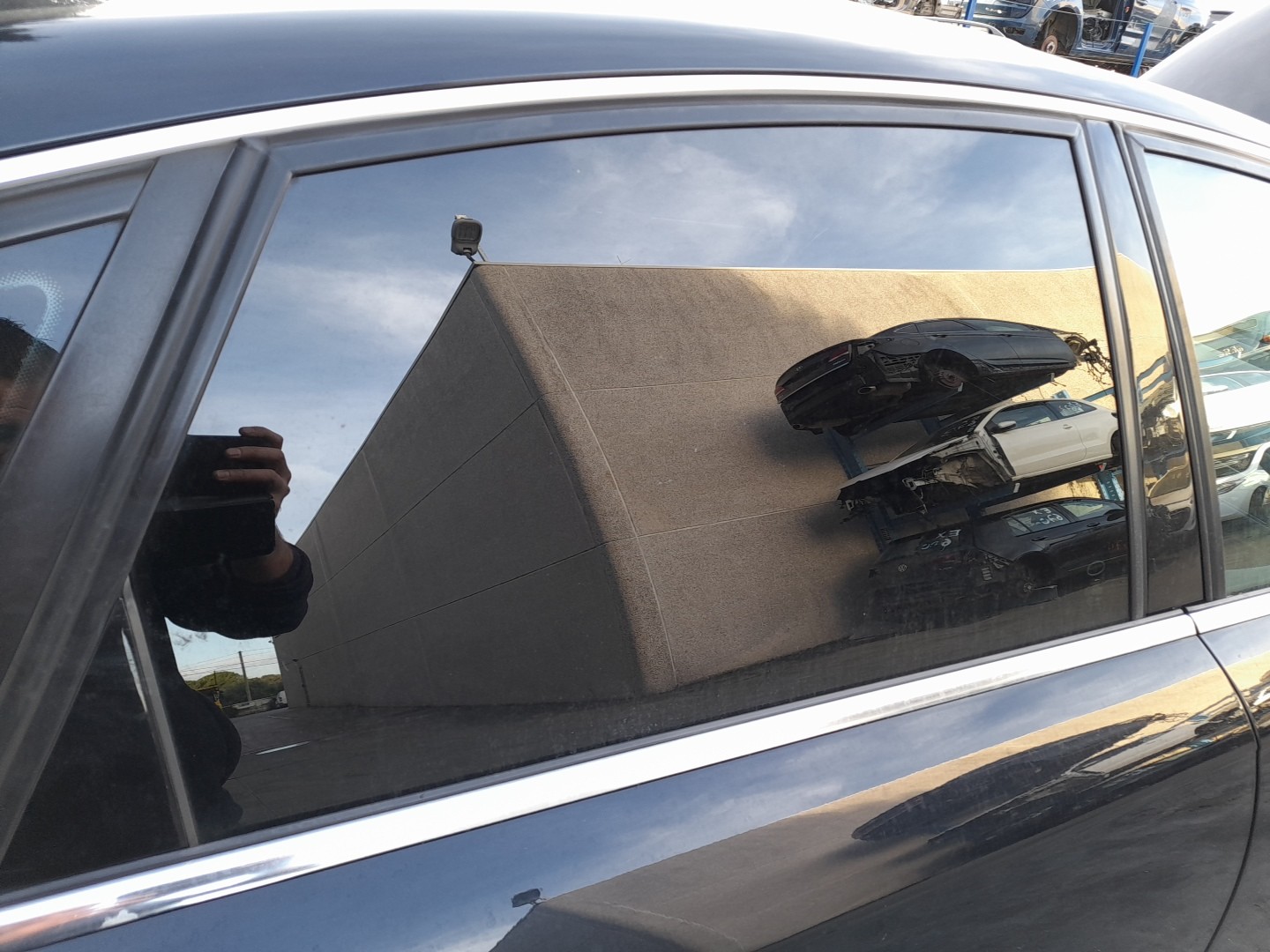 Vitre porte arrière Droite