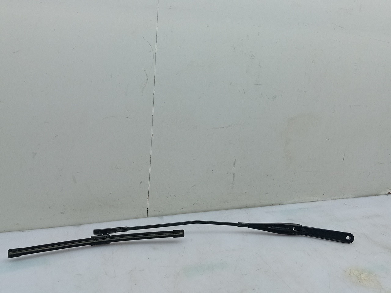 Windscreen wiper arm Right front FORD Focus II (DA_) Imagem-1