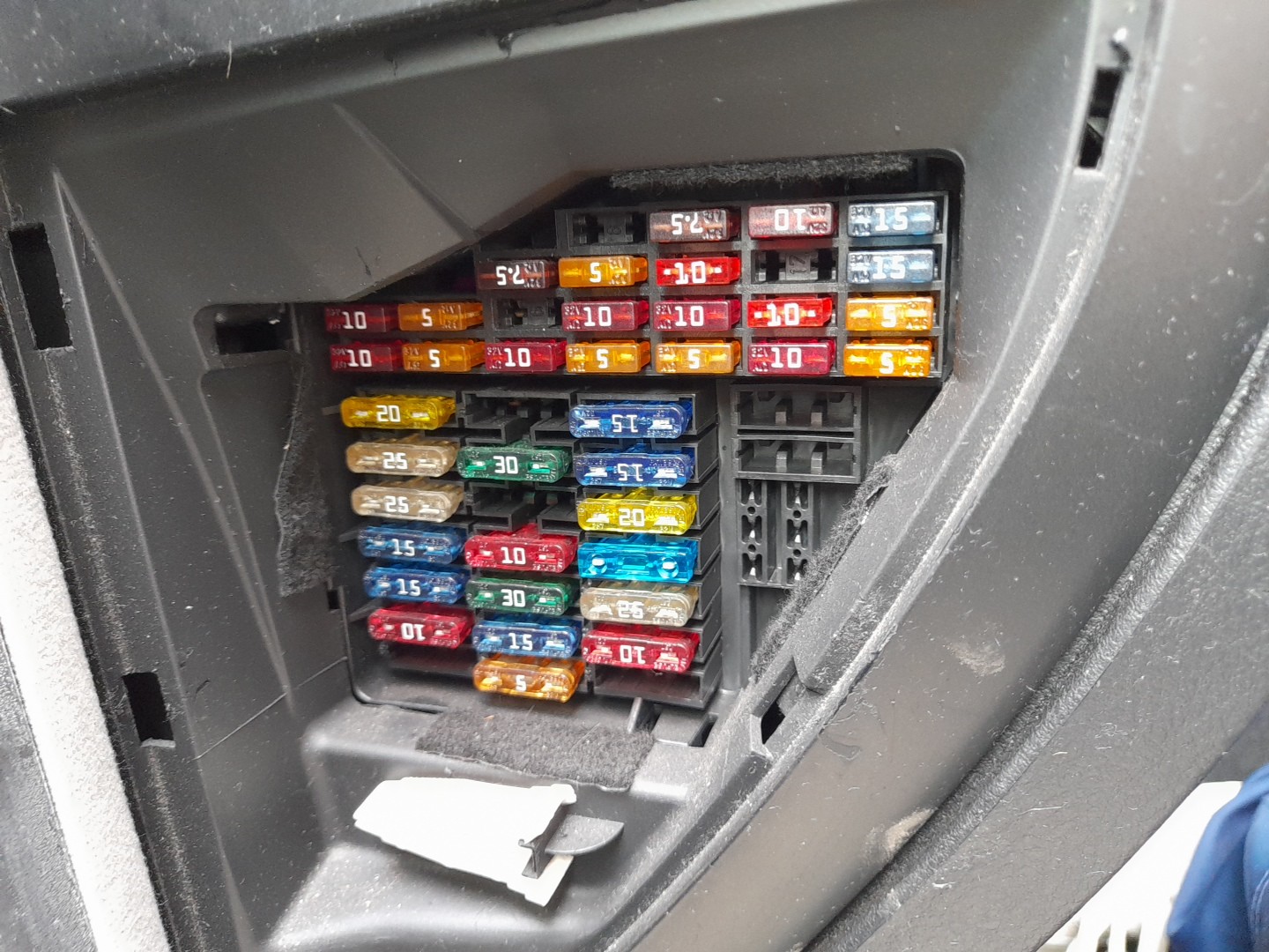Caja fusibles / SAM / BSI VOLKSWAGEN Golf IV (1J1) Imagem-0