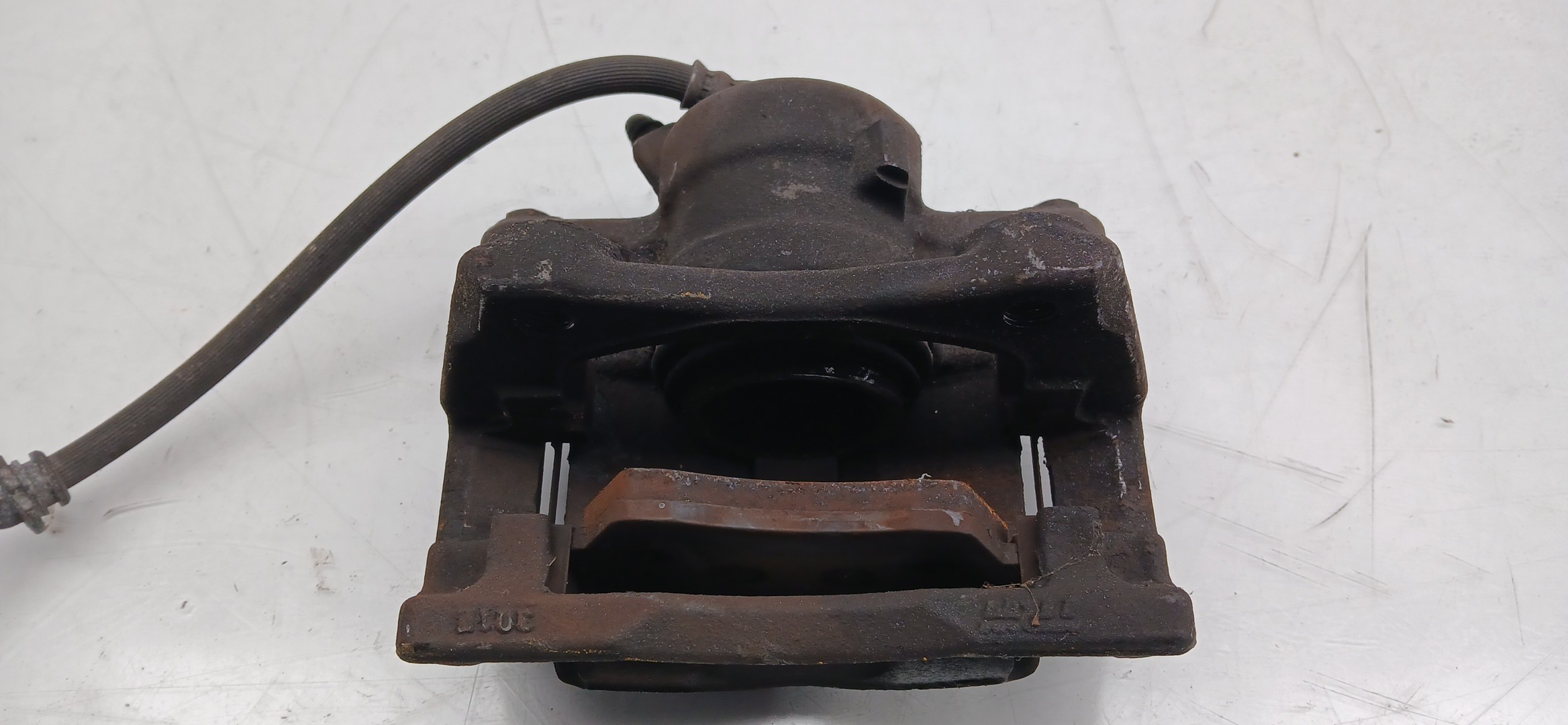 Étrier de frein avant gauche NISSAN Micra III (K12) Imagem-1