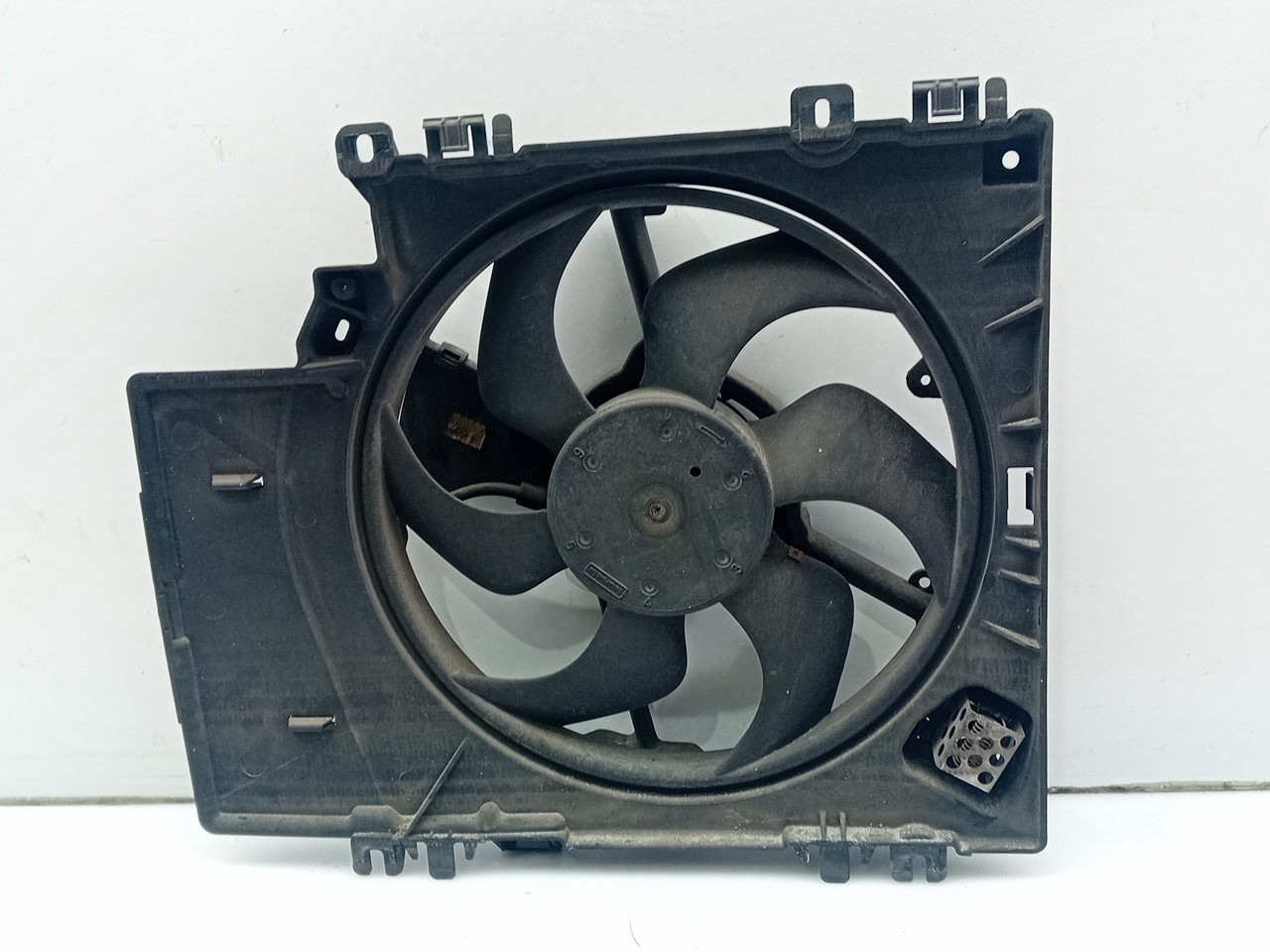 Termoventilador / motoventilador NISSAN Micra III (K12) Imagem-1