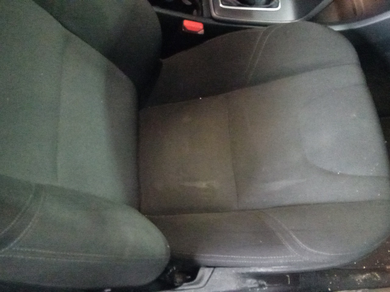 Banco frente direito VOLVO V40 Hatchback Imagem-1