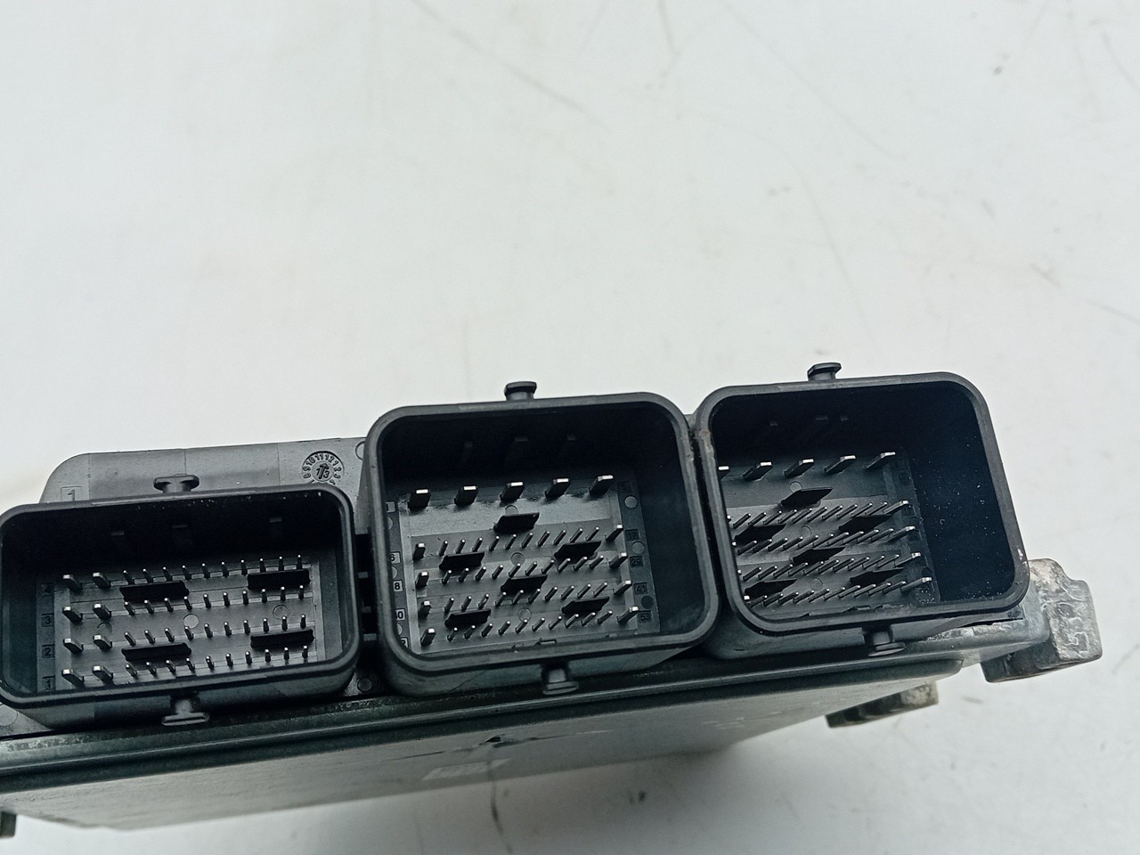 Centralita motor / ECU VOLVO V40 Hatchback Imagem-2