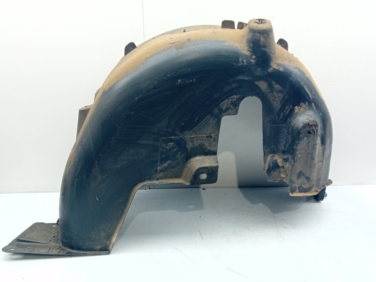 Cava roda trás esquerda PEUGEOT 208 Imagem-1