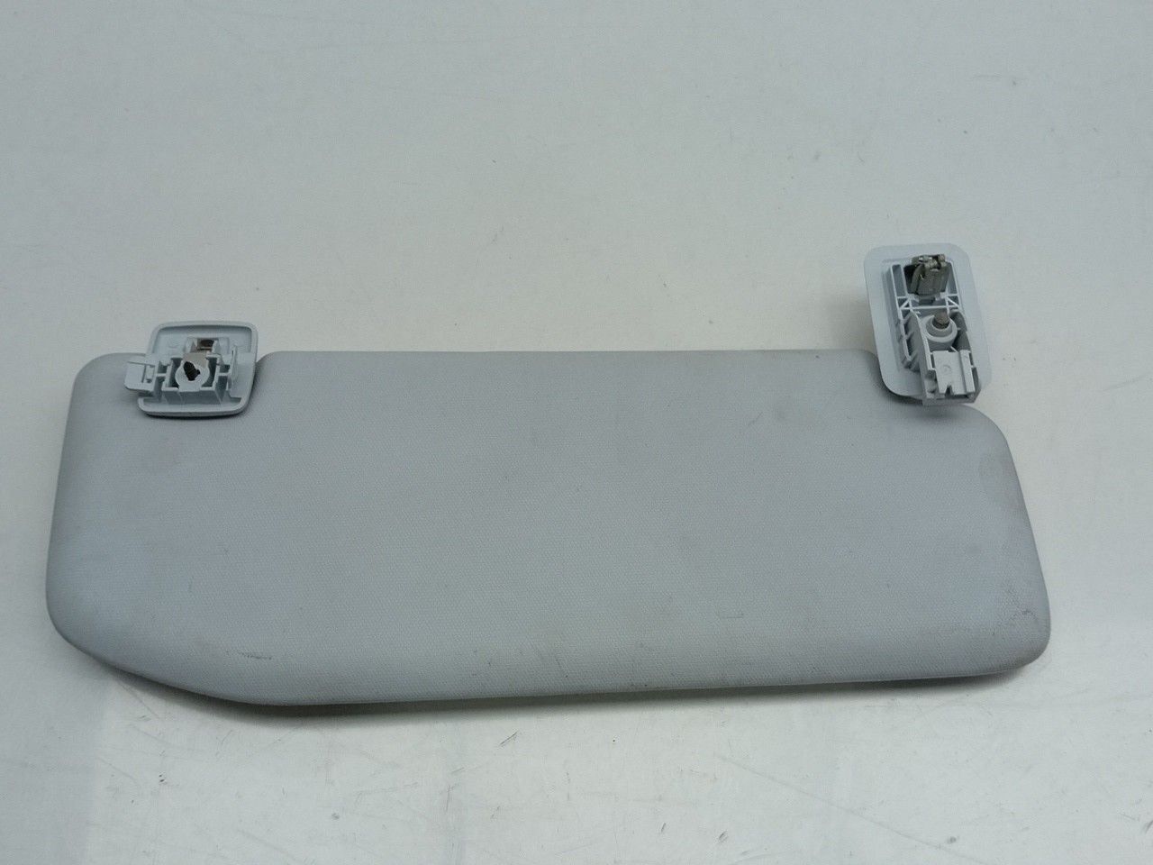 Pála de sol esquerda PEUGEOT 208 Imagem-1