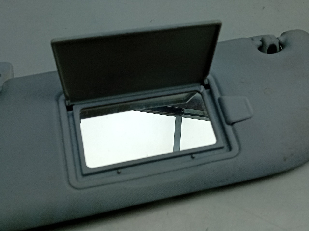 Pála de sol esquerda PEUGEOT 208 Imagem-3