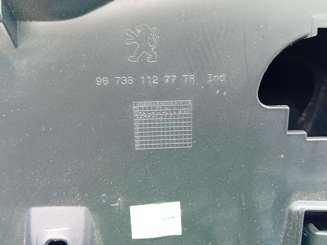 Porta luvas PEUGEOT 208 Imagem-2