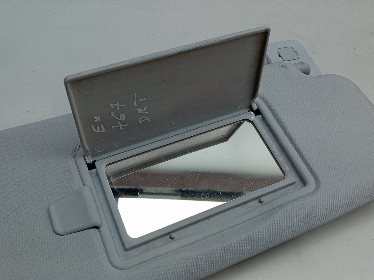 Pála de sol direita PEUGEOT 208 Imagem-3