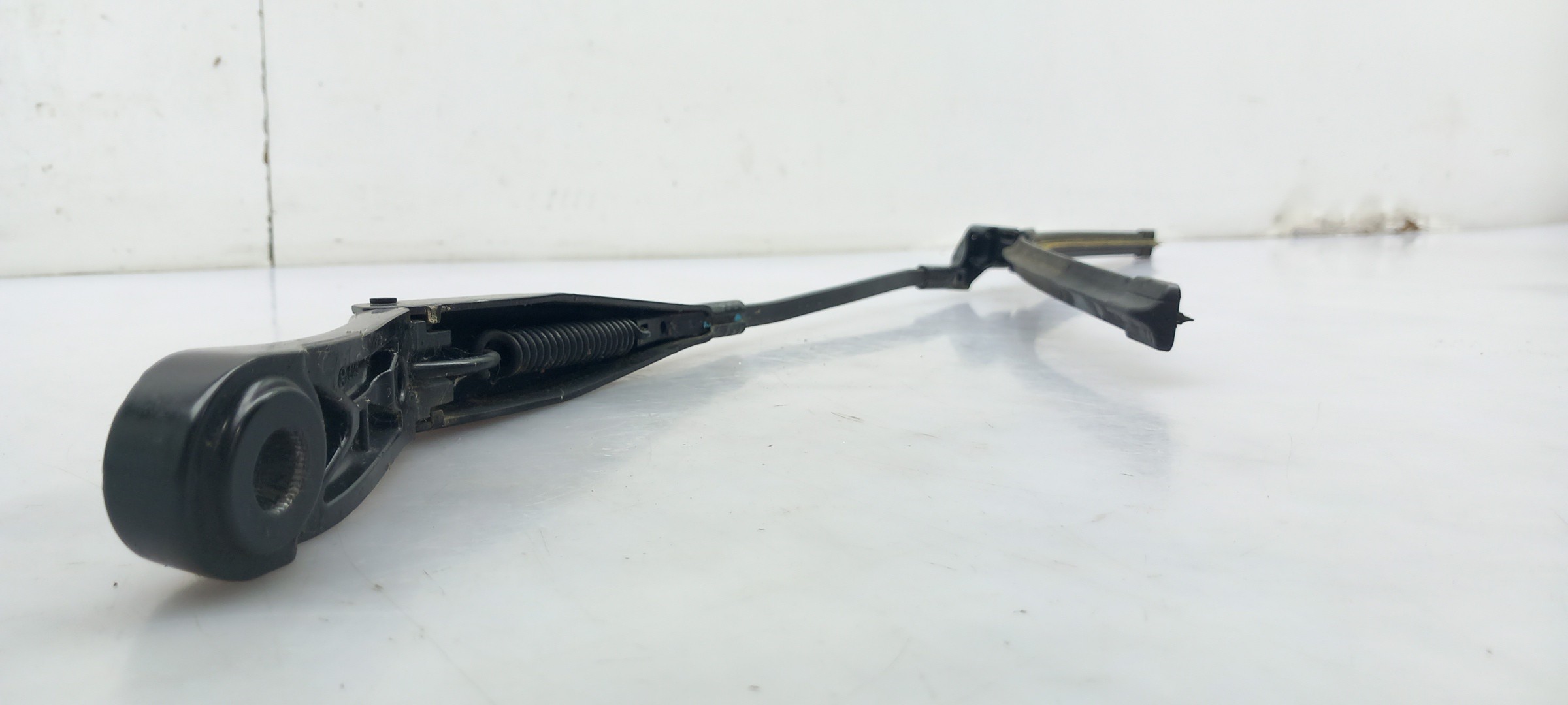 Windscreen wiper arm Right front PEUGEOT 308 II Imagem-2