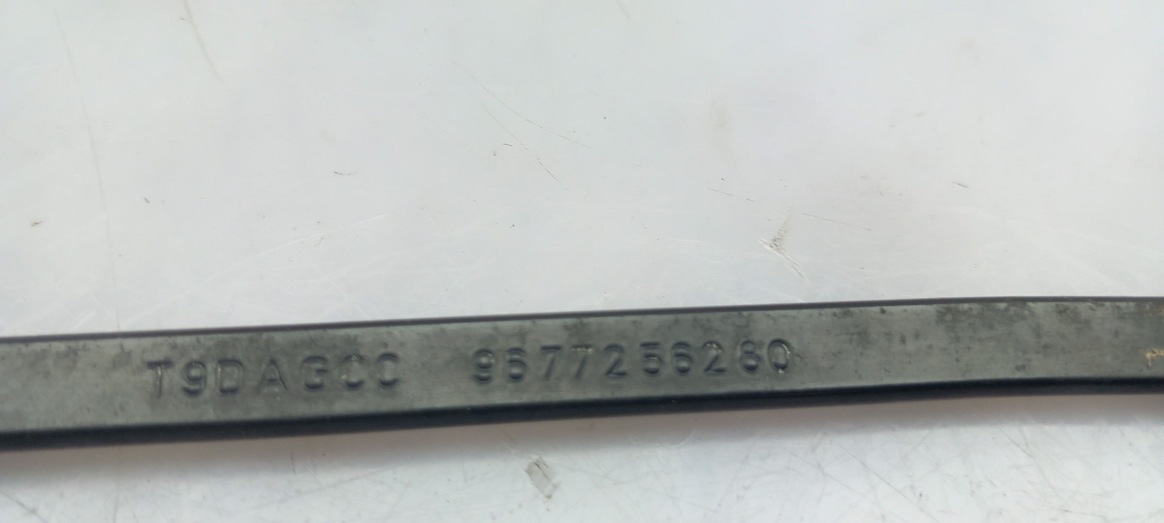 Windscreen wiper arm Right front PEUGEOT 308 II Imagem-3