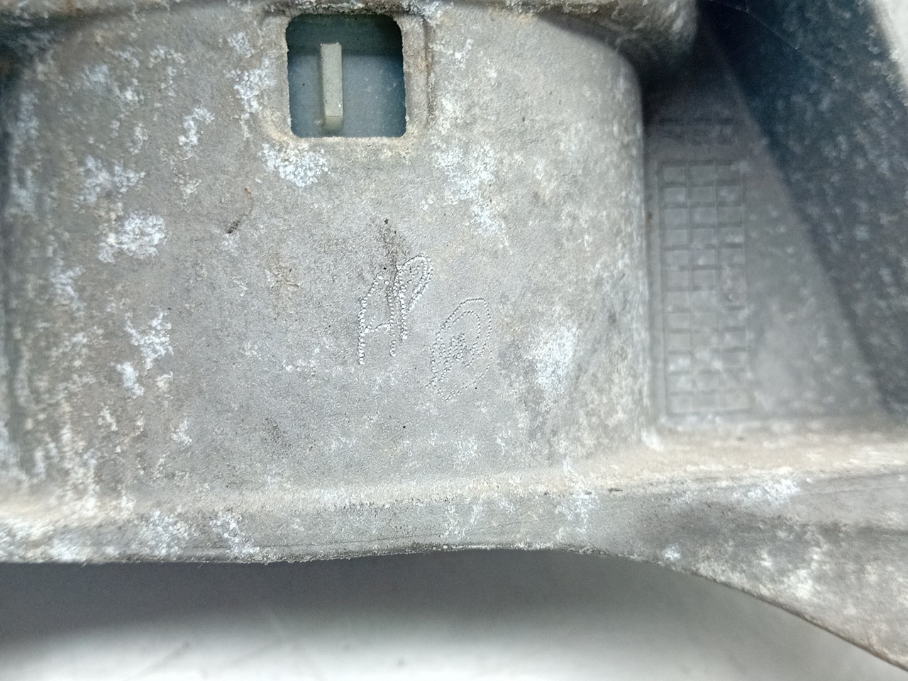 Engine Mount PEUGEOT 308 II Imagem-2
