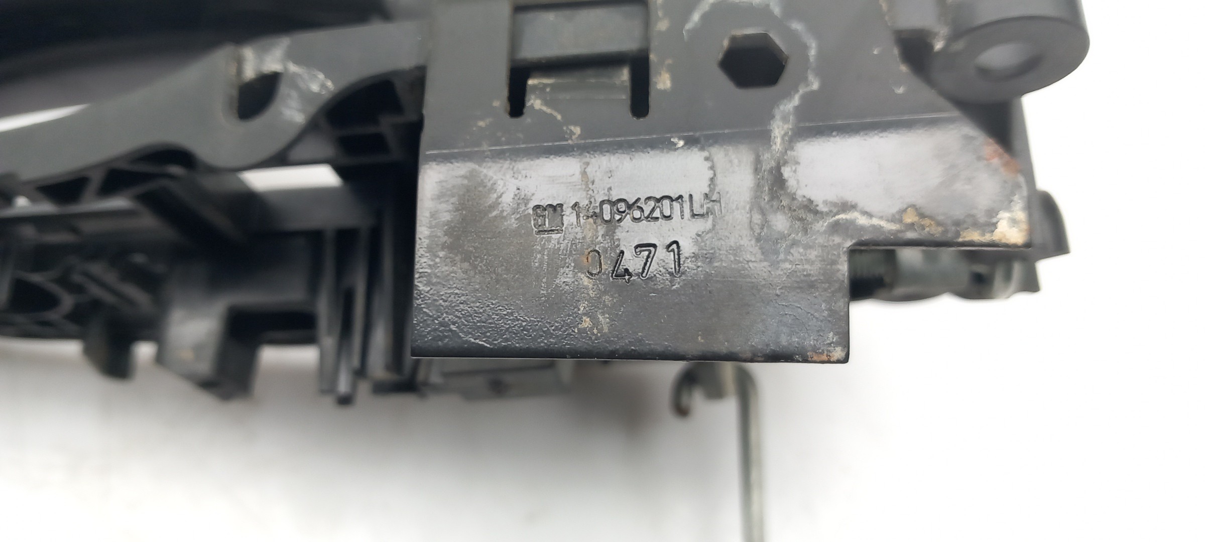 Puxador porta trás esquerdo OPEL Astra J Imagem-2