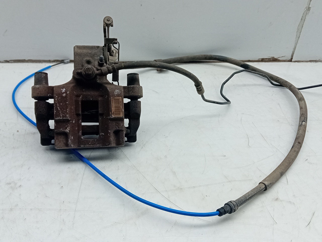Right rear Brake Caliper