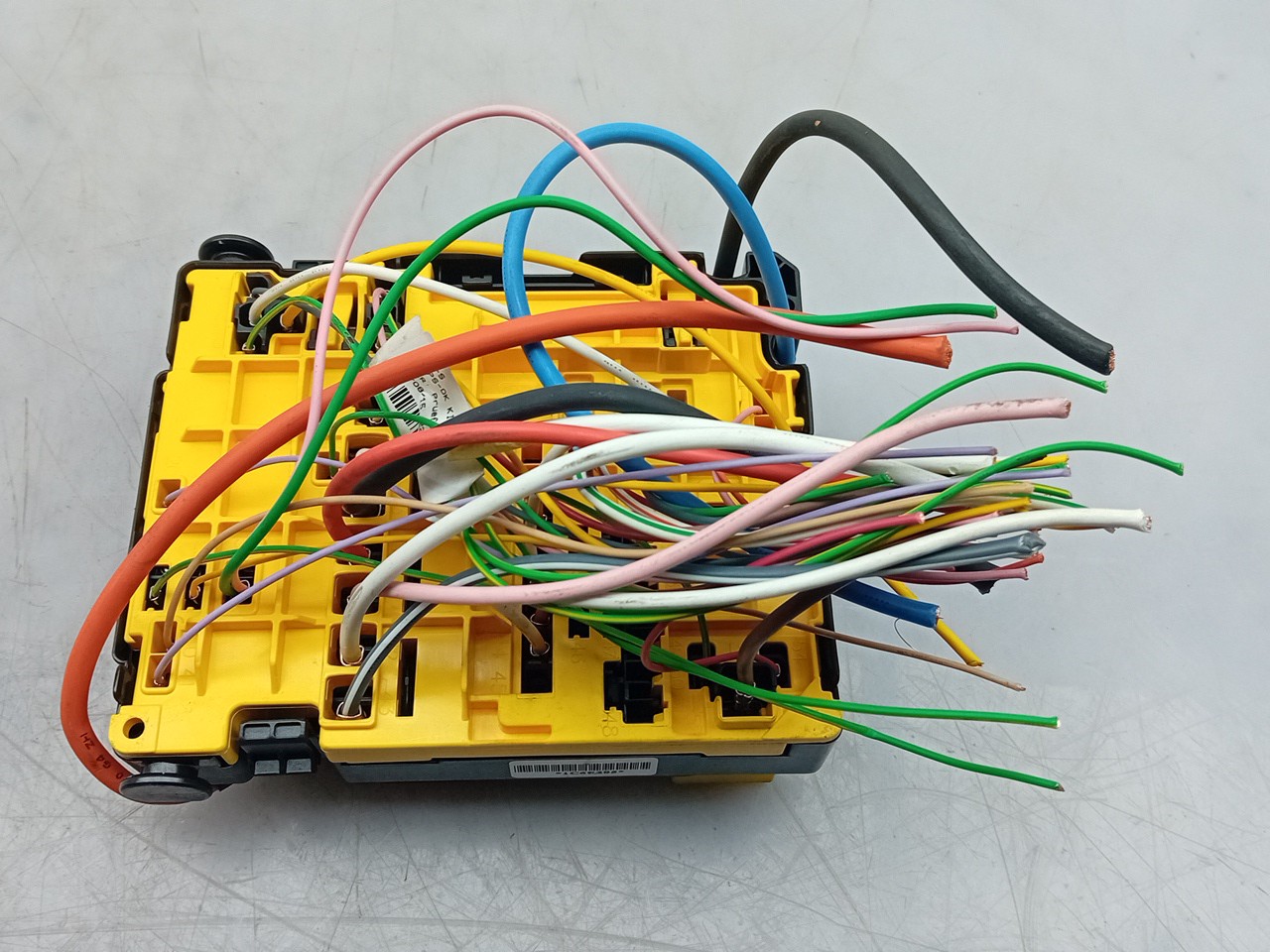 Fuse box / SAM / BSI PEUGEOT 308 II Imagem-1