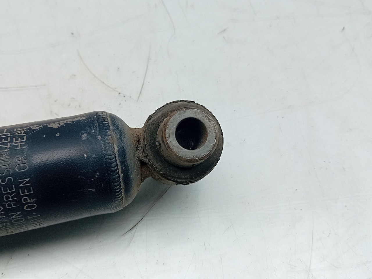 Right Rear Shock Absorber PEUGEOT 308 II Imagem-2
