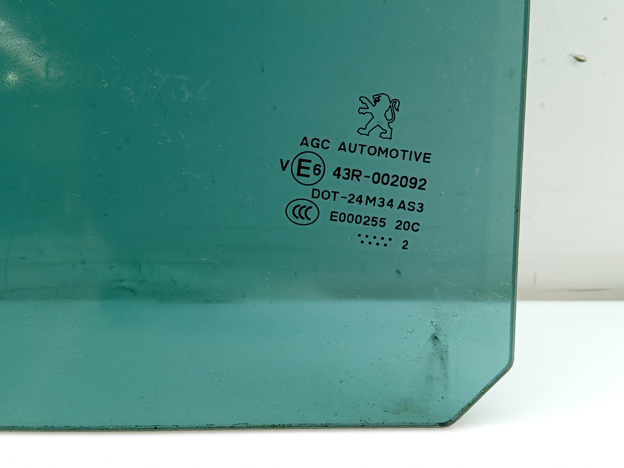 Right rear door glass PEUGEOT 5008 I (0U_, 0E_) Imagem-1