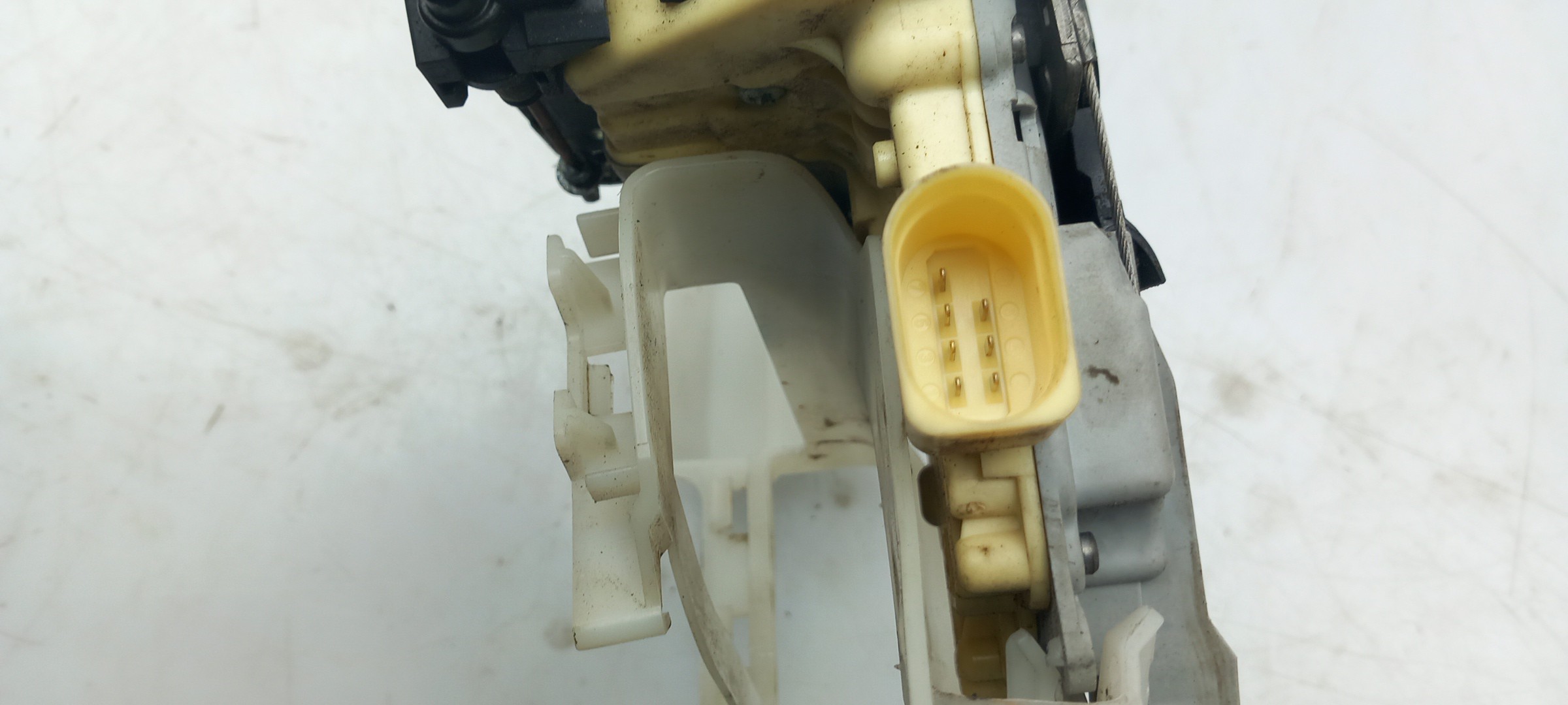 Rear Left Door Lock VOLKSWAGEN Passat (3C2) Imagem-2