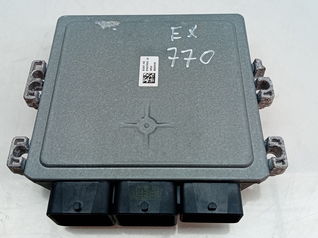 Centralina motor / ECU PEUGEOT 5008 I (0U_, 0E_) Imagem-1