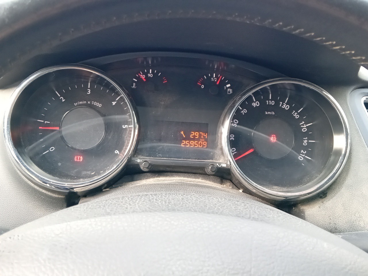 Instrument cluster