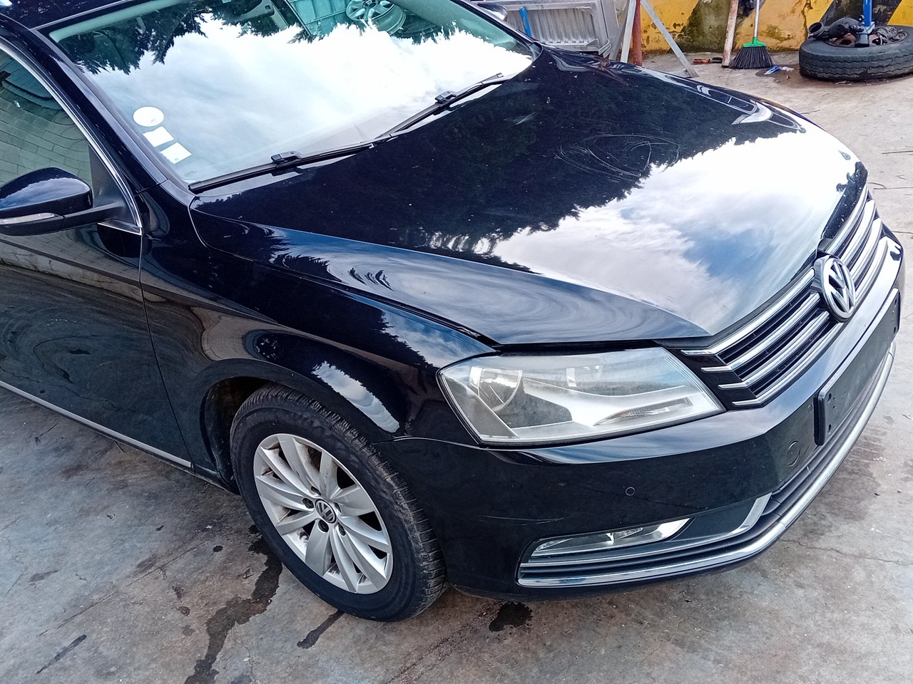 Frente completo VOLKSWAGEN Passat Variant (365) Imagem-1