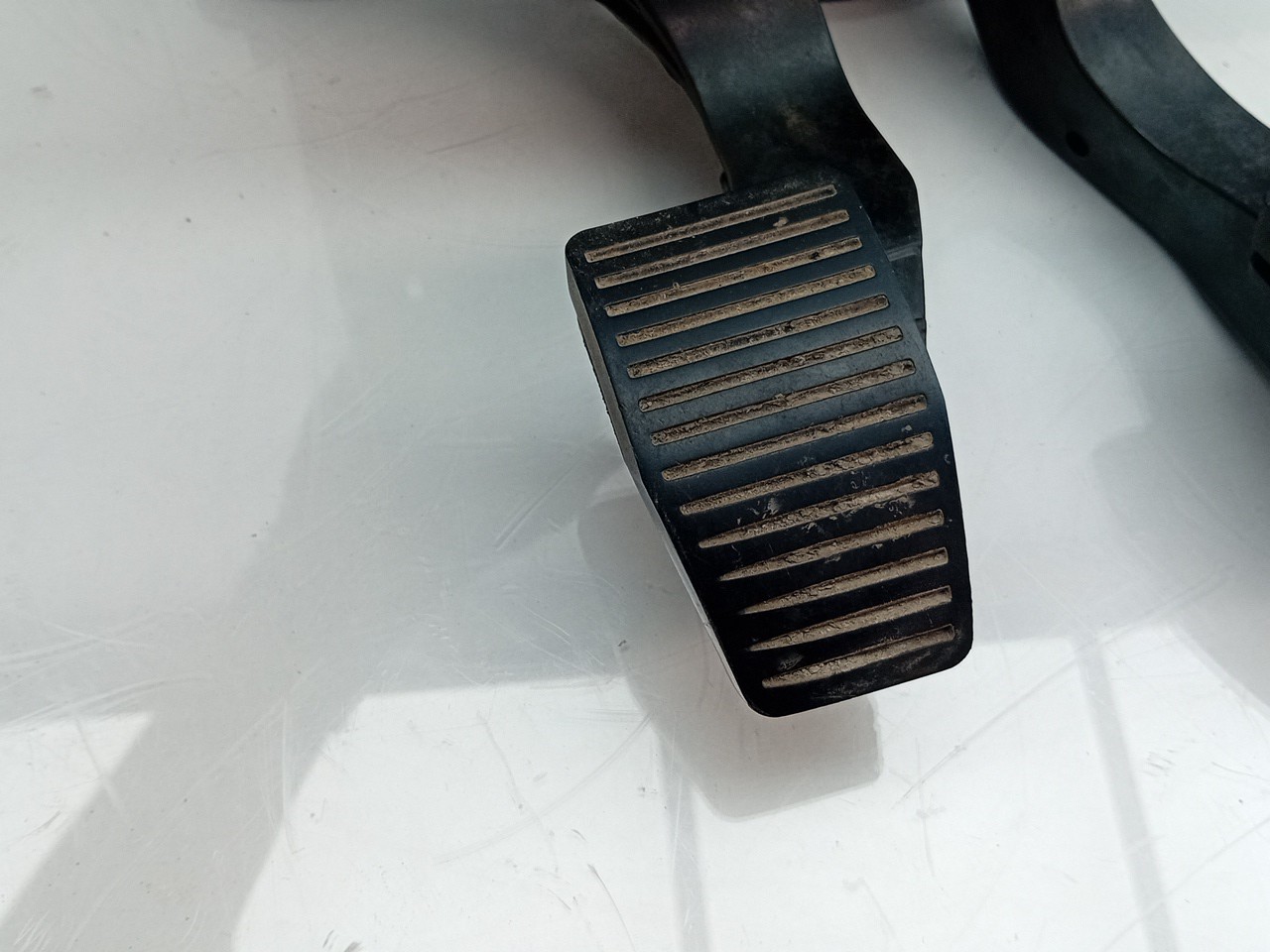 Pedal da embraiagem FIAT Tipo Sedan (356_) Imagem-1