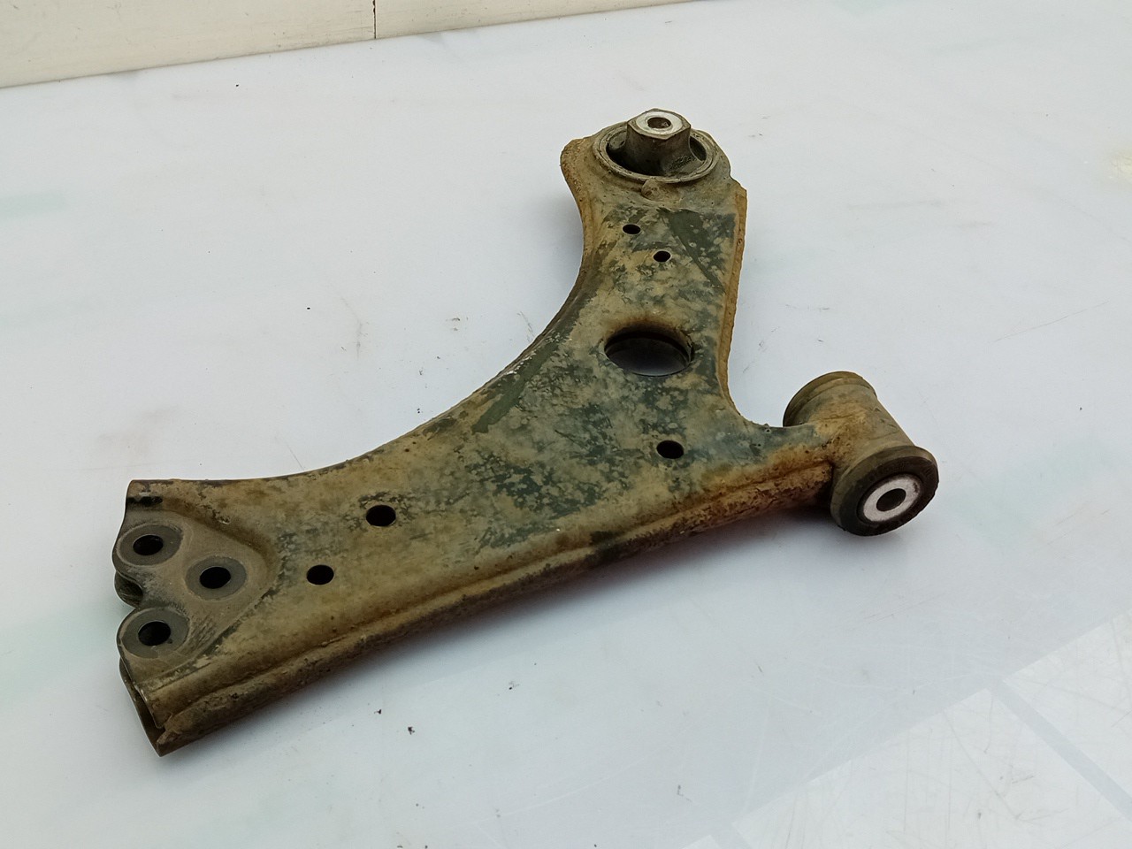 Braço de suspensão frente esquerdo FIAT Tipo Sedan (356_) Imagem-1