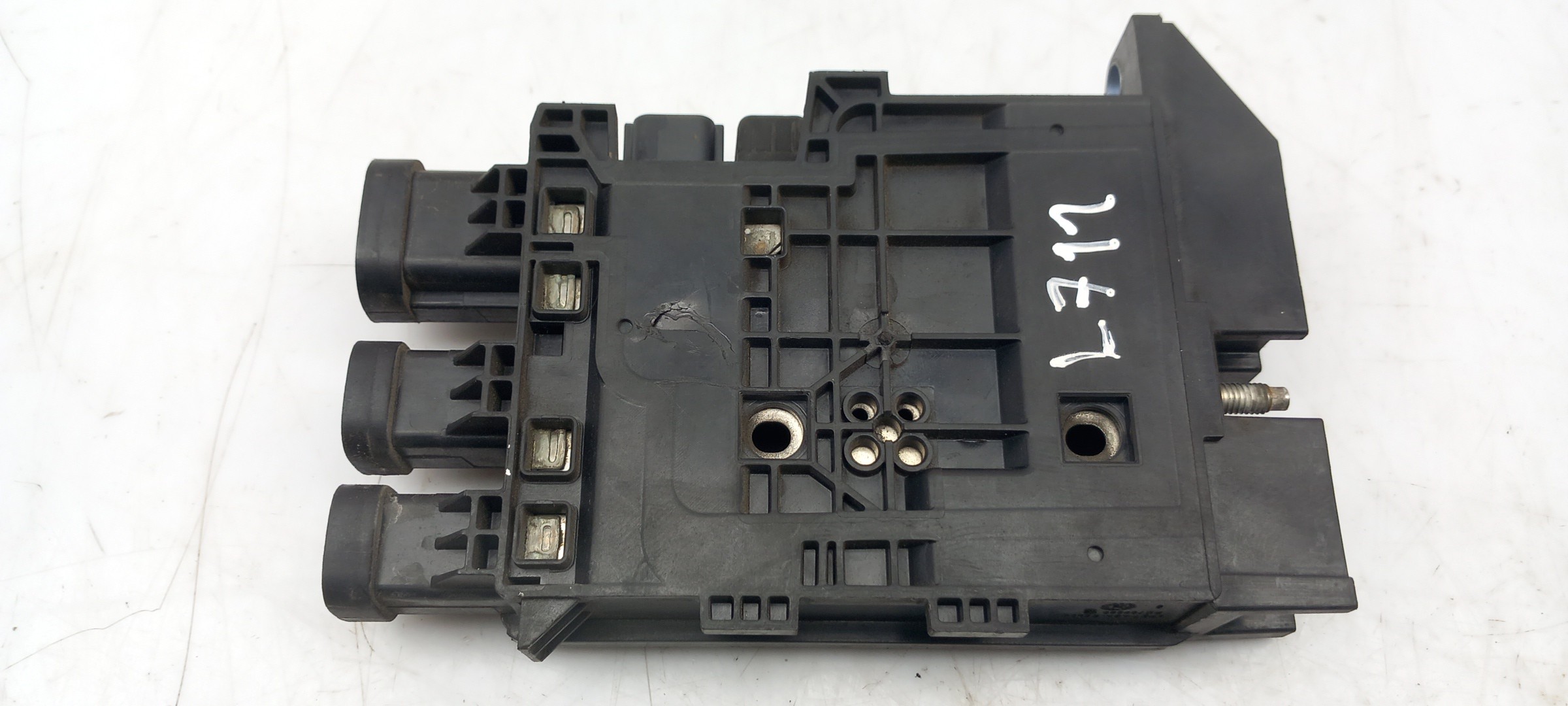 Caja fusibles / SAM / BSI RENAULT Megane III Coupé (DZ0/1_) Imagem-1