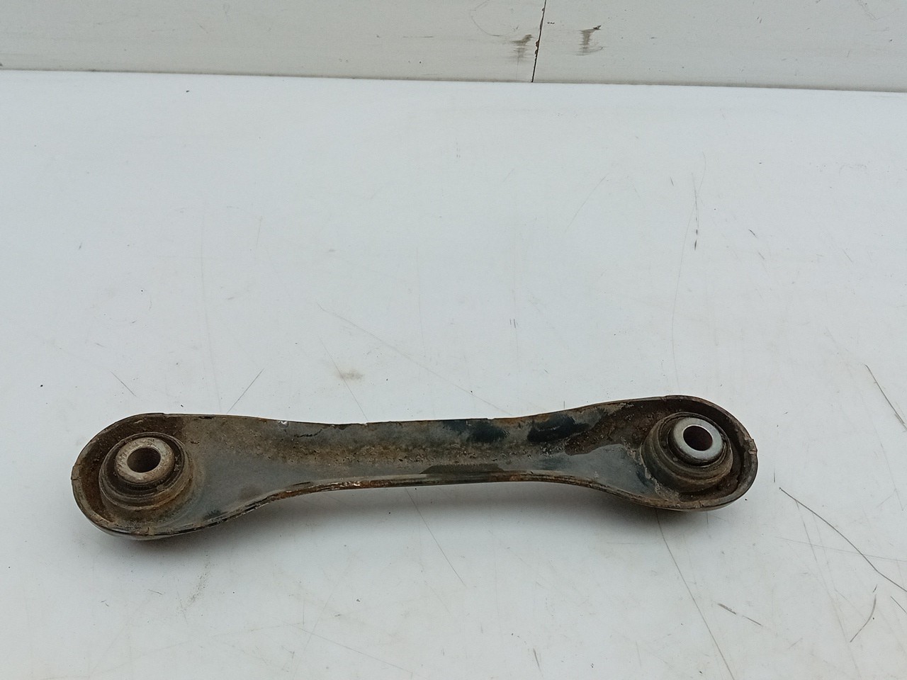Braço de suspensão trás direito FORD Kuga II (DM2) Imagem-1