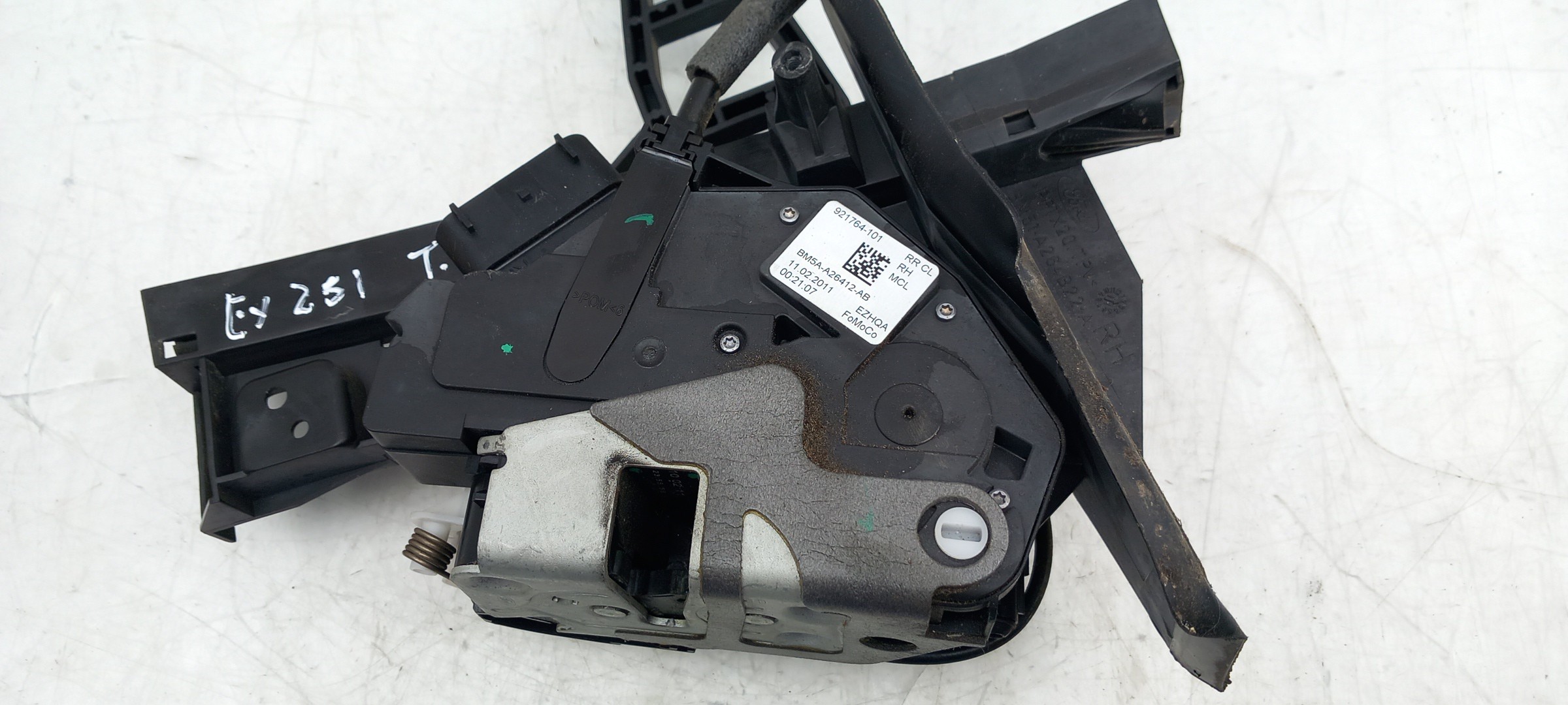 Cerradura / cierre puerta trasera derecha FORD Focus III Imagem-1