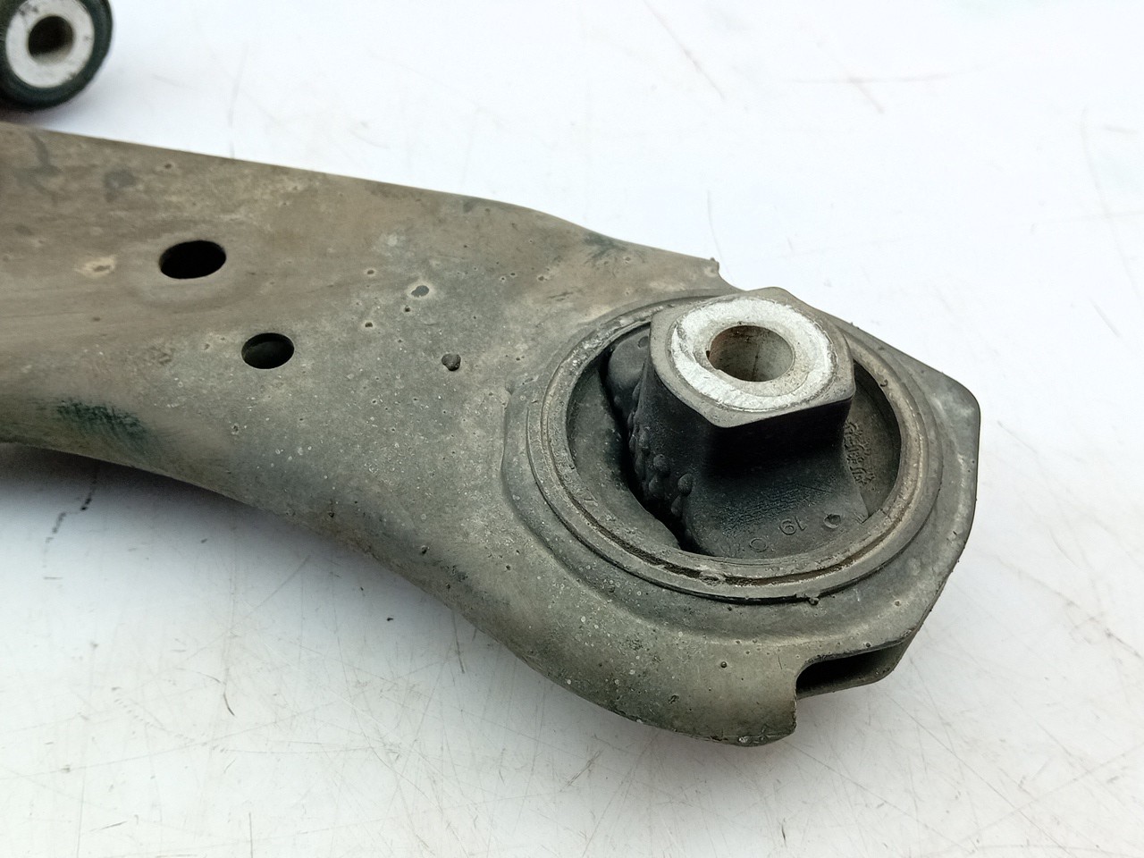 Brazo suspensión delantero izquierdo FIAT Tipo Sedan (356_) Imagem-2