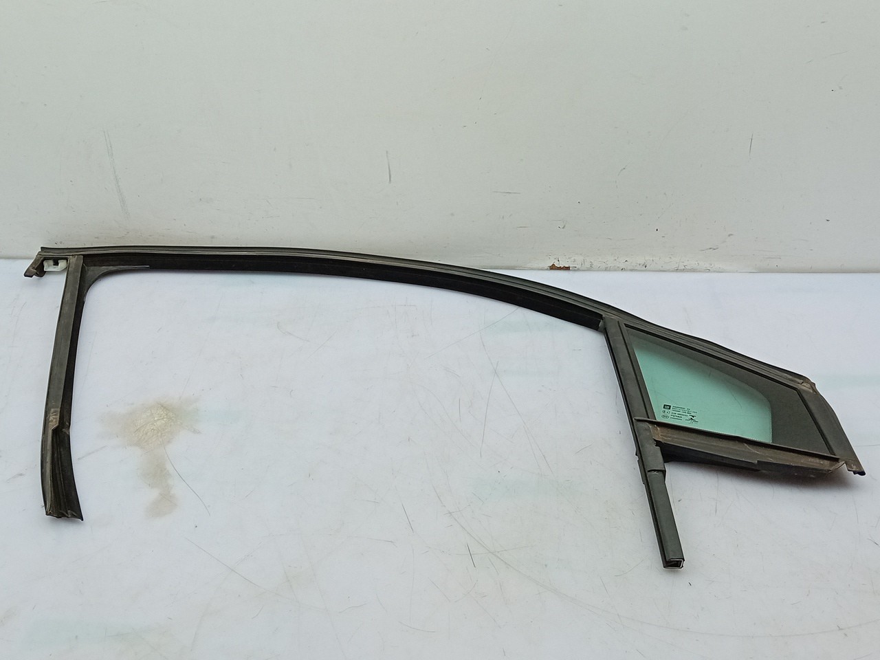 Vidrio triangular Delantero Derecho OPEL Astra K Imagem-1