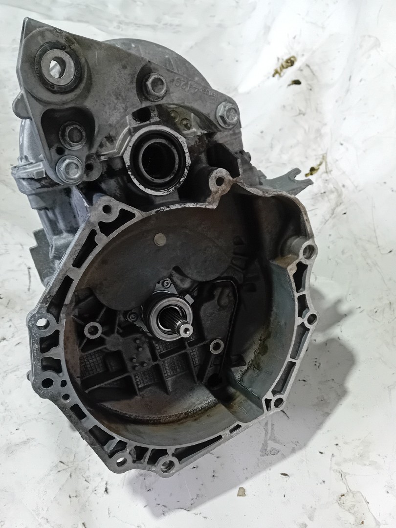 Boîte de vitesses manuelle OPEL Astra K Imagem-1