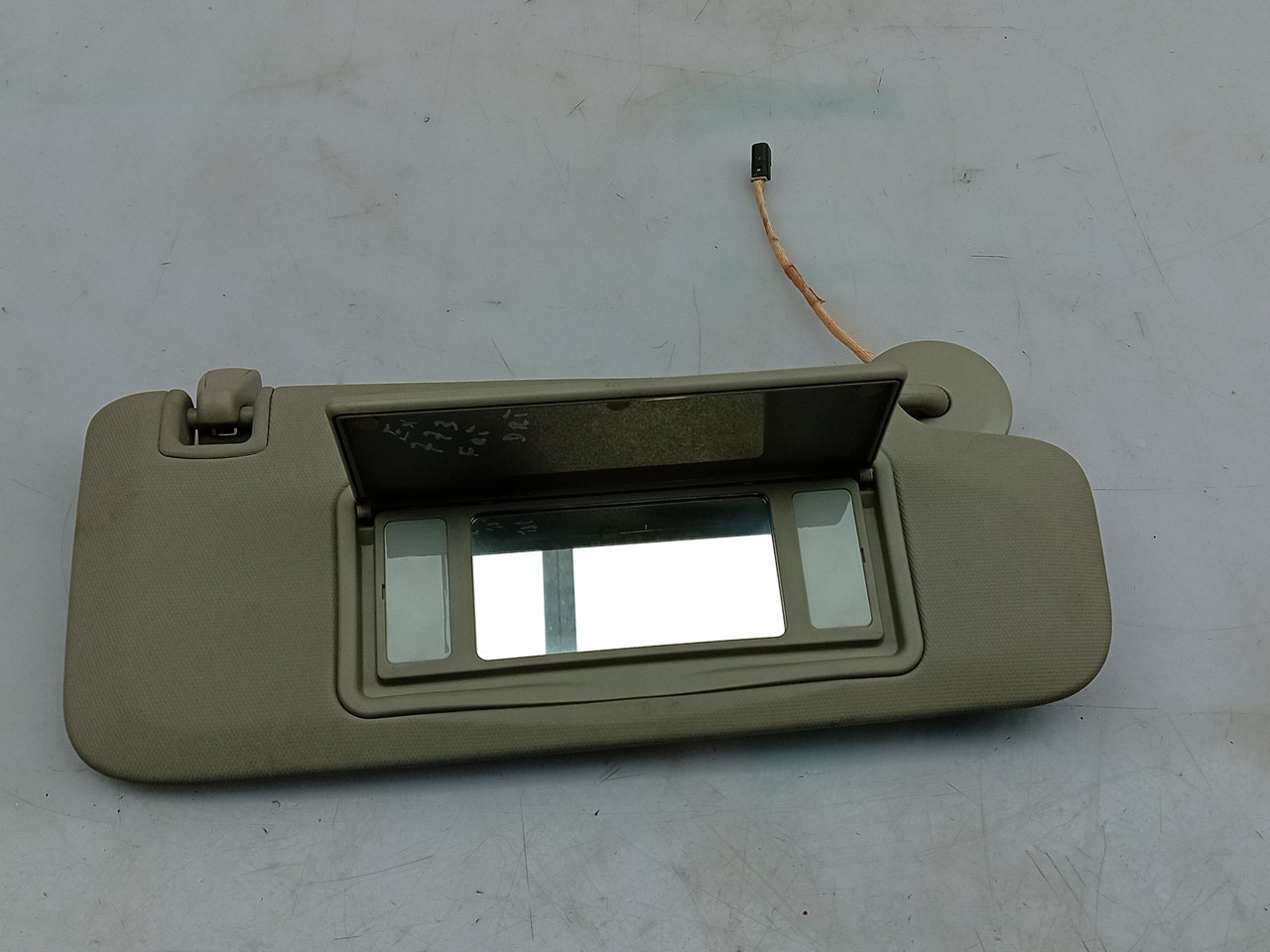 Right Sun Visor OPEL Astra K Imagem-3