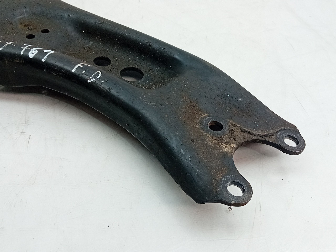 Right front suspension arm VOLKSWAGEN Passat Variant (365) Imagem-1
