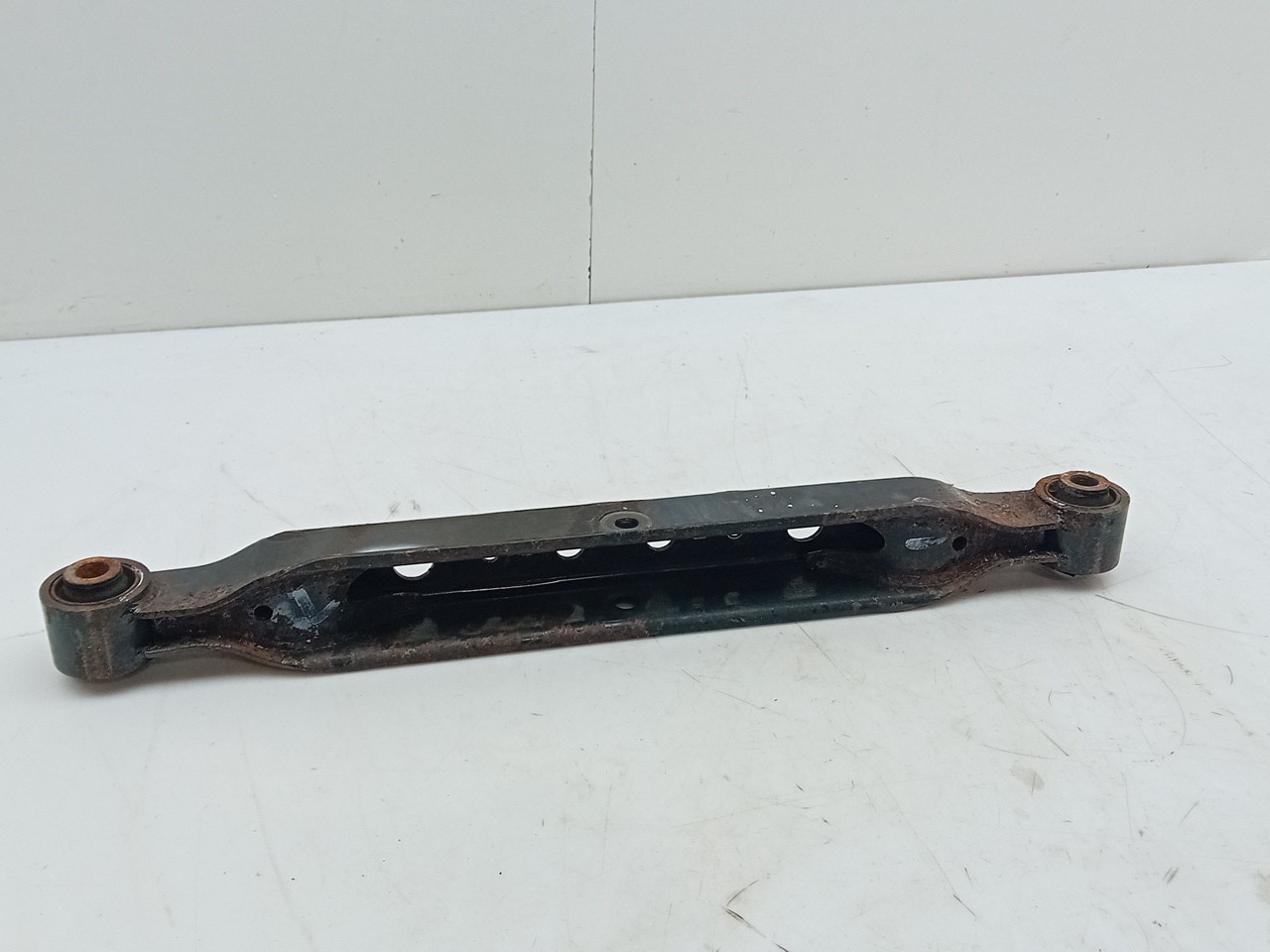 Bras de suspension Avant gauche NISSAN Qashqai/Qashqai+2 I (J10, JJ10) Imagem-1