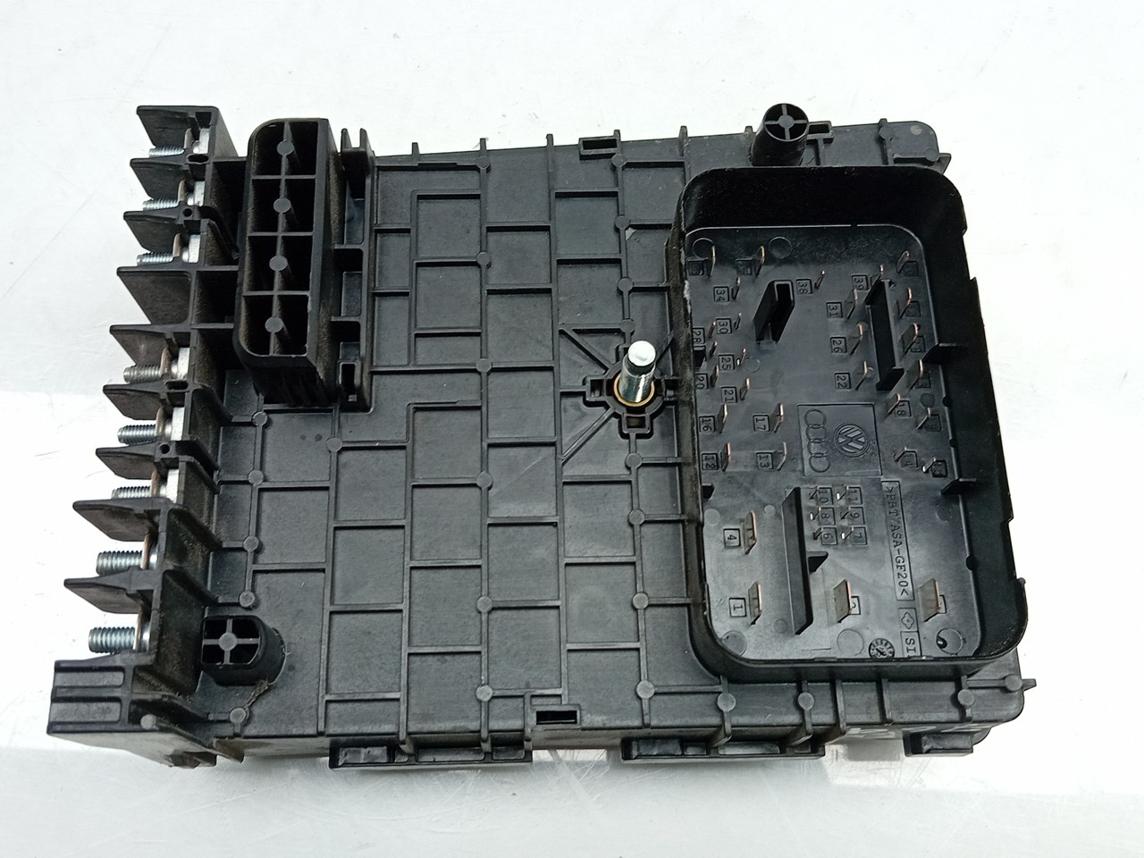 Caja fusibles / SAM / BSI VOLKSWAGEN Passat Variant (365) Imagem-1
