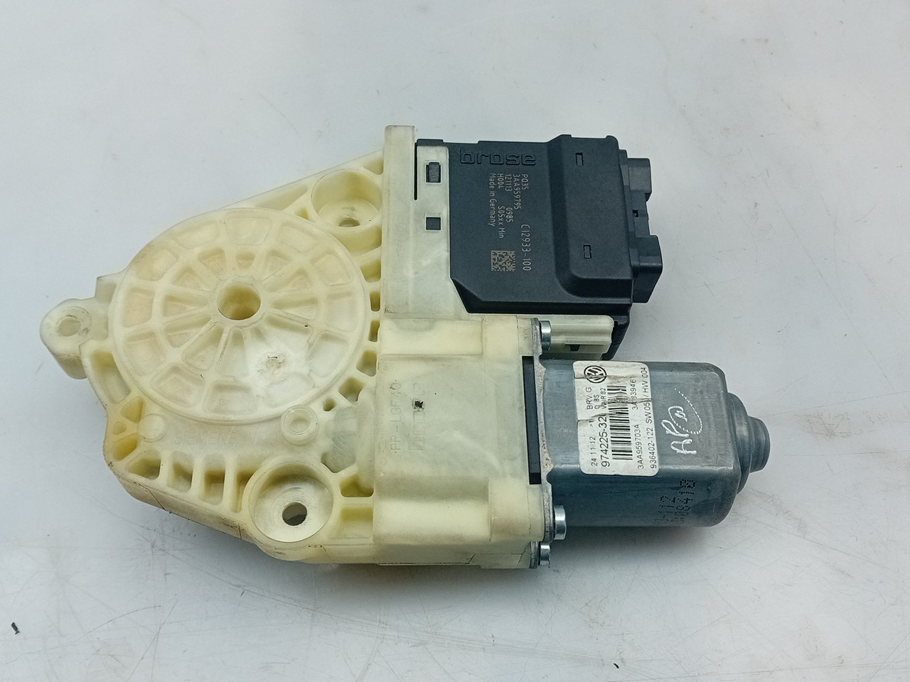 Right Rear  Door Window Regulator Motor VOLKSWAGEN Passat Variant (365) Imagem-1