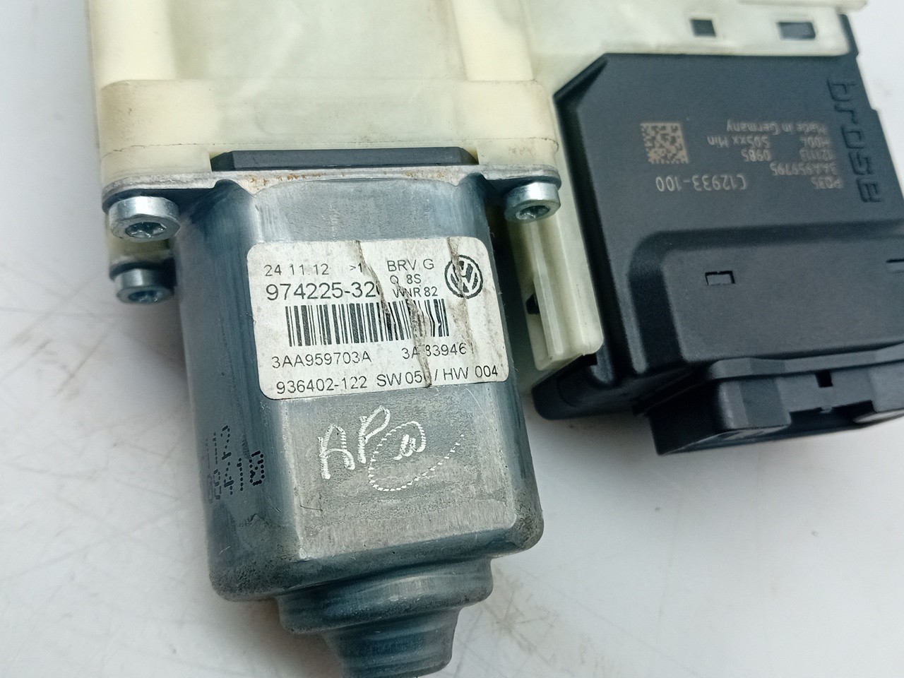 Right Rear  Door Window Regulator Motor VOLKSWAGEN Passat Variant (365) Imagem-3